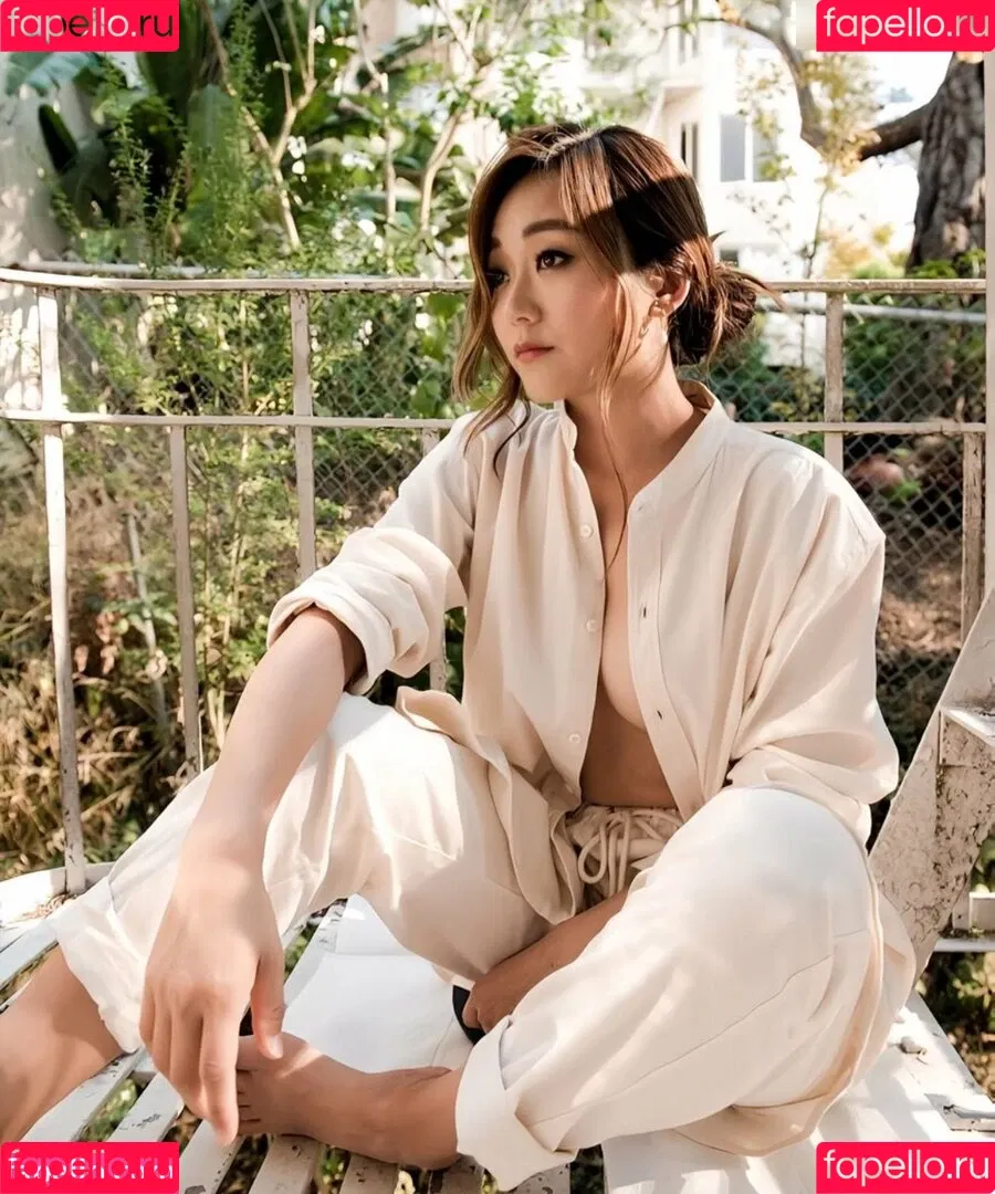 Karen Fukuhara / Kimiko / karenfukuhara Onlyfans Photo Gallery 
