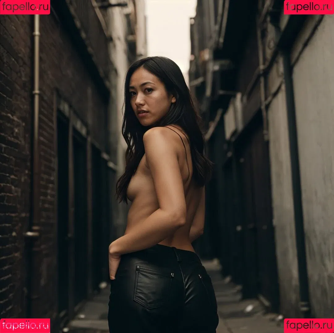 Karen Fukuhara / Kimiko / karenfukuhara Onlyfans Photo Gallery 