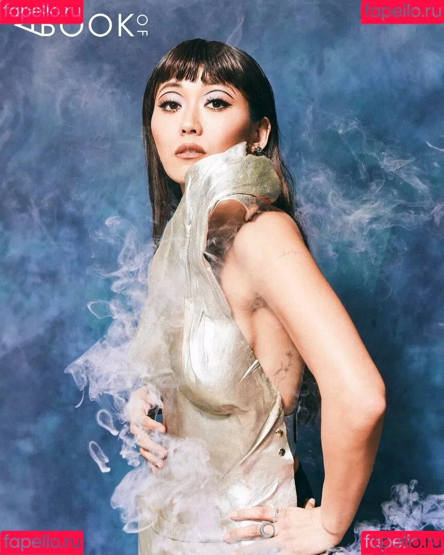 Karen Fukuhara / Kimiko / karenfukuhara Onlyfans Photo Gallery 