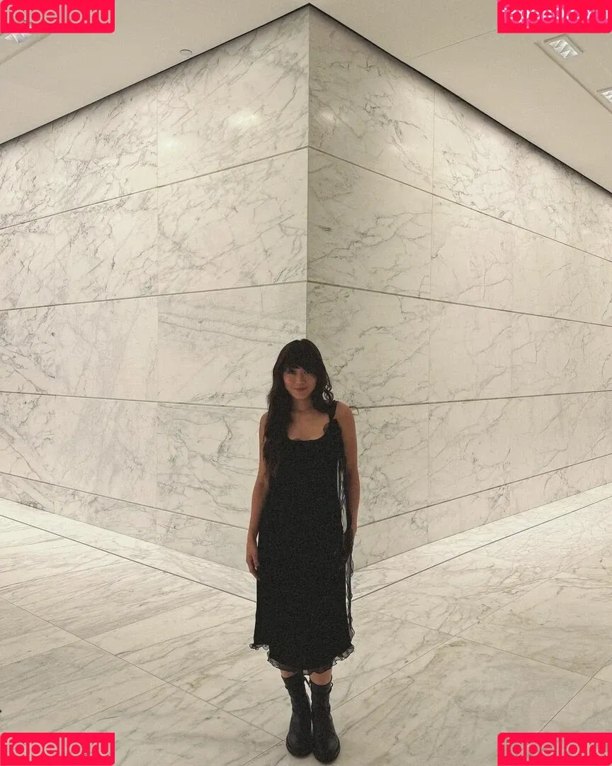 Karen Fukuhara / Kimiko / karenfukuhara Onlyfans Photo Gallery 