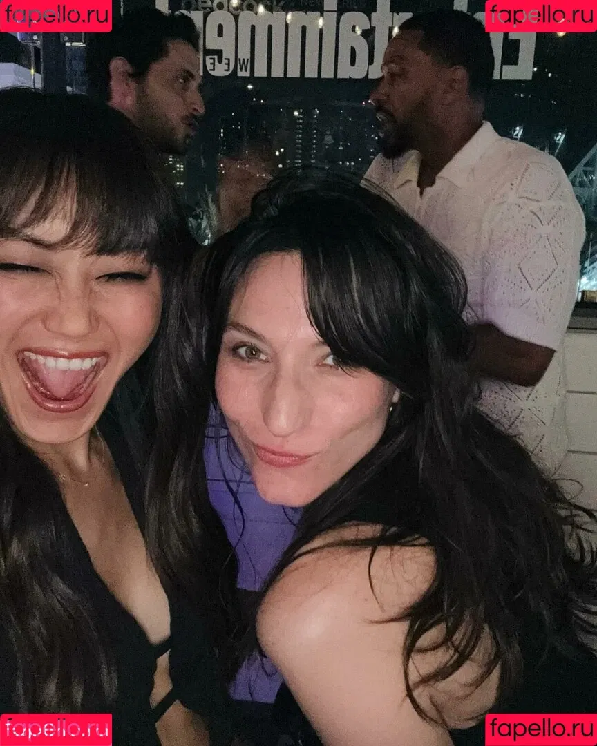 Karen Fukuhara / Kimiko / karenfukuhara Onlyfans Photo Gallery 