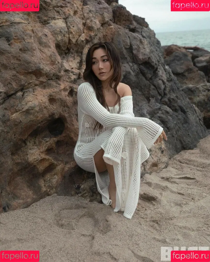 Karen Fukuhara / Kimiko / karenfukuhara Onlyfans Photo Gallery 
