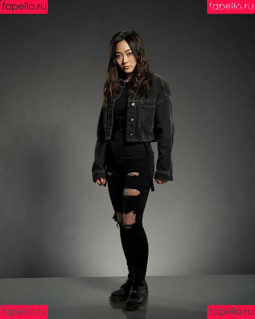 Karen Fukuhara / Kimiko / karenfukuhara Onlyfans Photo Gallery 