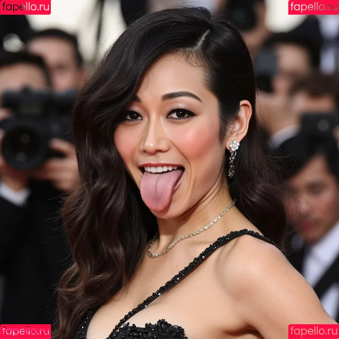 Karen Fukuhara / Kimiko / karenfukuhara Onlyfans Photo Gallery 