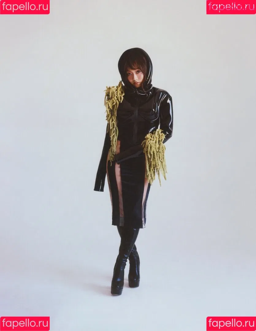 Karen Fukuhara / Kimiko / karenfukuhara Onlyfans Photo Gallery 