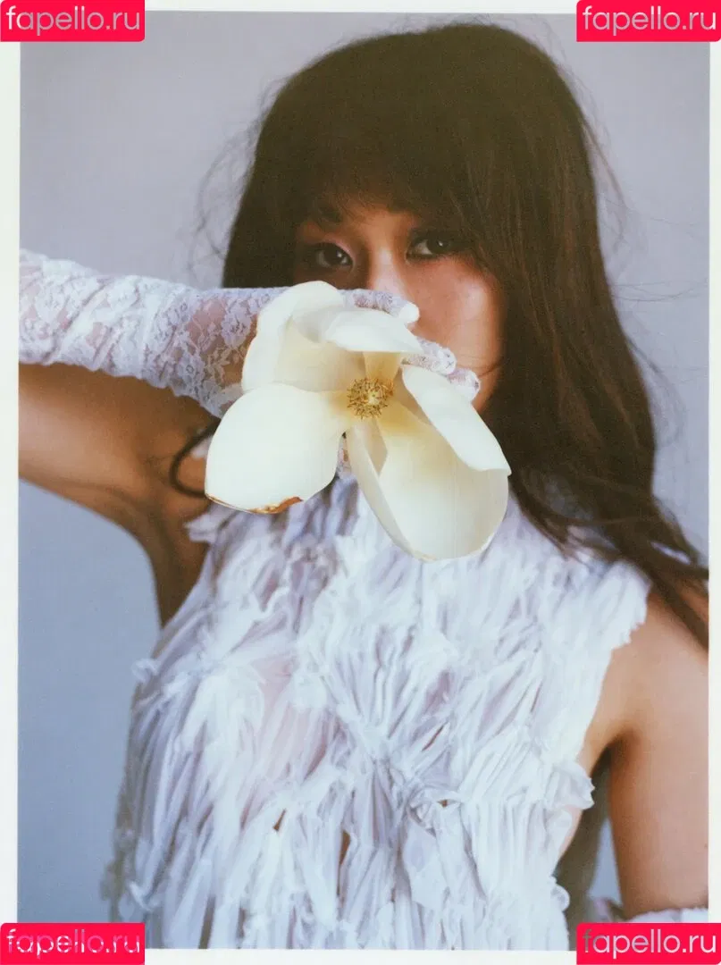 Karen Fukuhara / Kimiko / karenfukuhara Onlyfans Photo Gallery 