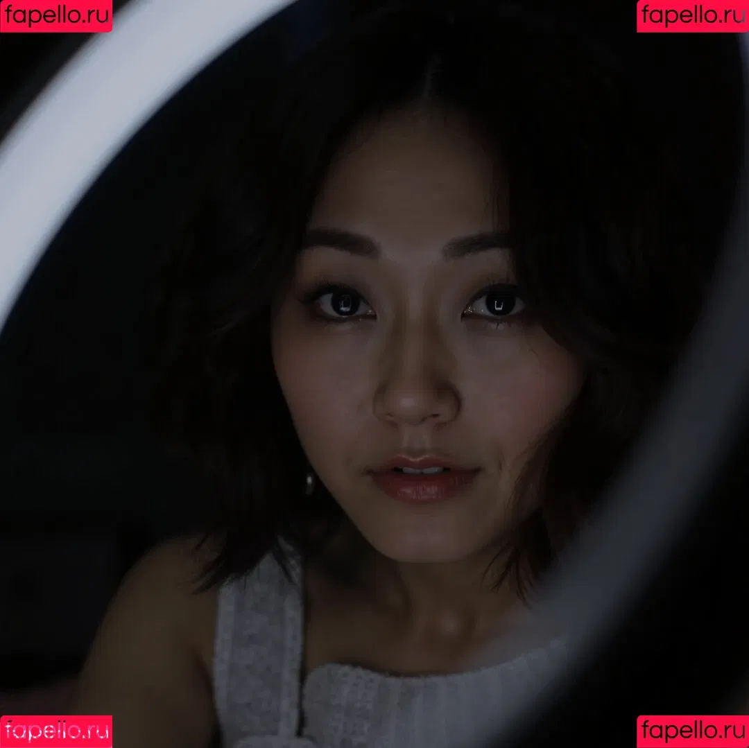 Karen Fukuhara / Kimiko / karenfukuhara Onlyfans Photo Gallery 