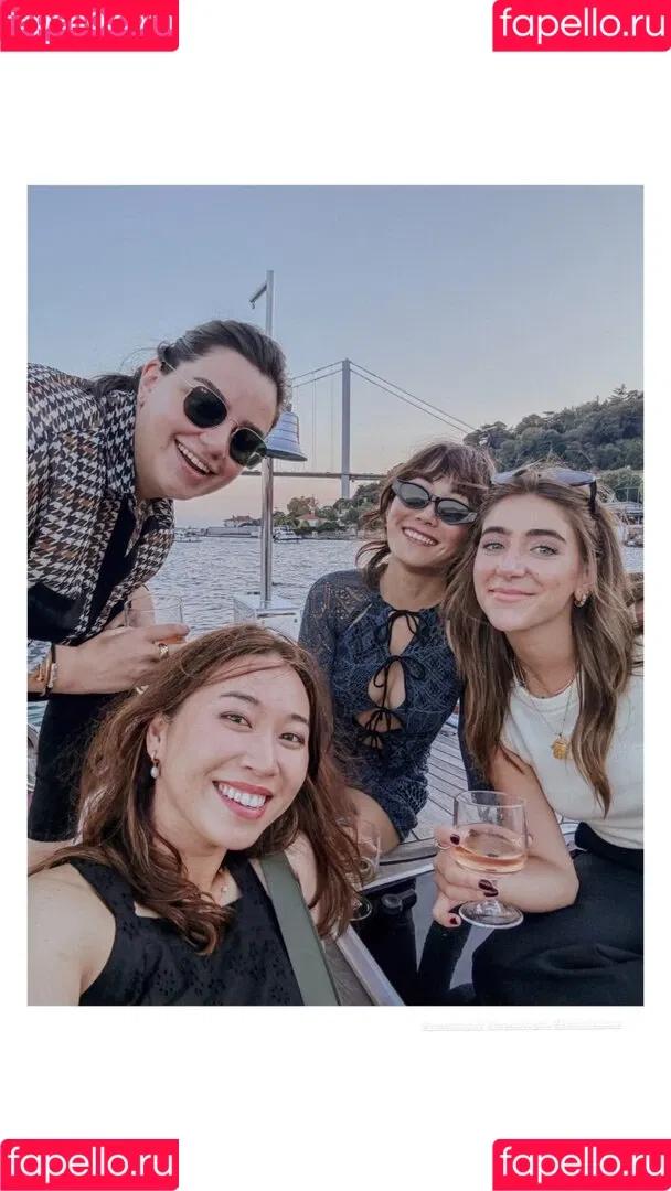 Karen Fukuhara / Kimiko / karenfukuhara Onlyfans Photo Gallery 