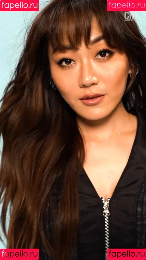 Karen Fukuhara / Kimiko / karenfukuhara Onlyfans Photo Gallery 