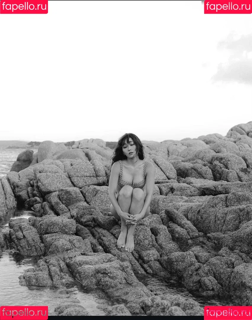 Karen Fukuhara / Kimiko / karenfukuhara Onlyfans Photo Gallery 