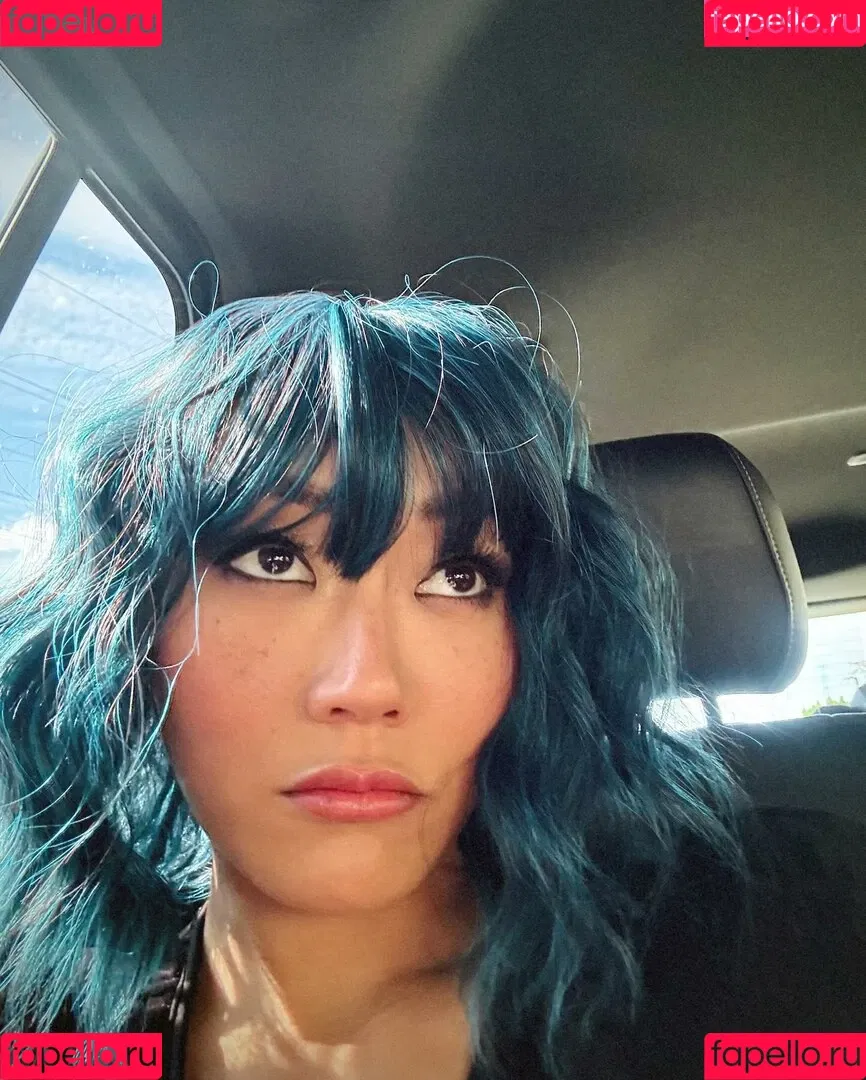 Karen Fukuhara / Kimiko / karenfukuhara Onlyfans Photo Gallery 