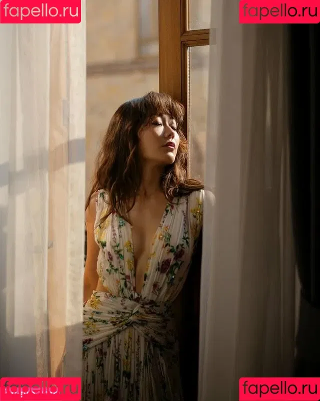 Karen Fukuhara / Kimiko / karenfukuhara Onlyfans Photo Gallery 