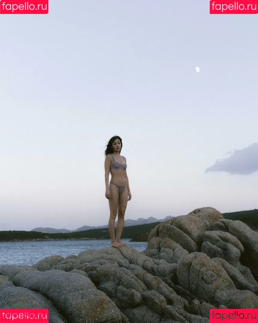 Karen Fukuhara / Kimiko / karenfukuhara Onlyfans Photo Gallery 