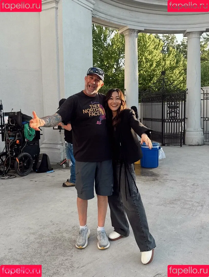 Karen Fukuhara / Kimiko / karenfukuhara Onlyfans Photo Gallery 