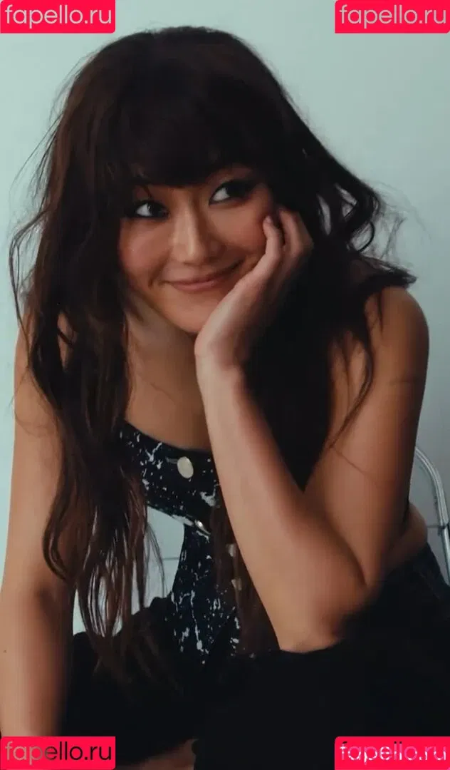Karen Fukuhara / Kimiko / karenfukuhara Onlyfans Photo Gallery 
