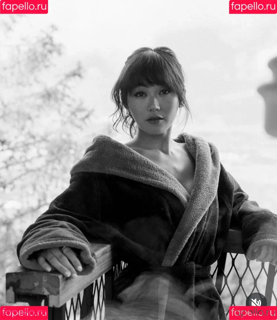 Karen Fukuhara / Kimiko / karenfukuhara Onlyfans Photo Gallery 