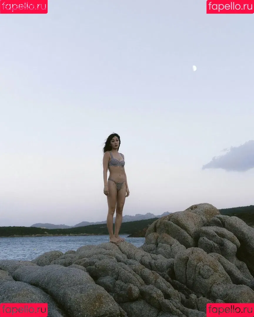 Karen Fukuhara / Kimiko / karenfukuhara Onlyfans Photo Gallery 