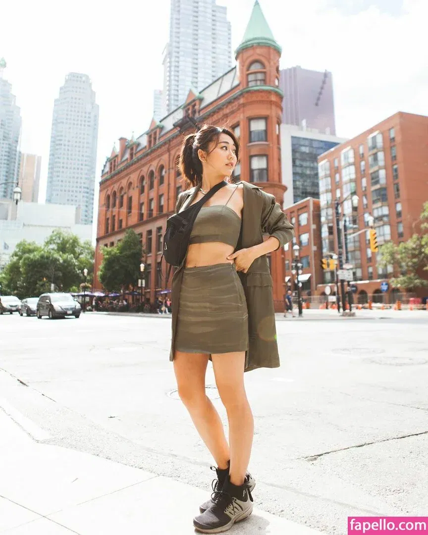 Karen Fukuhara / Kimiko / karenfukuhara Onlyfans Photo Gallery 