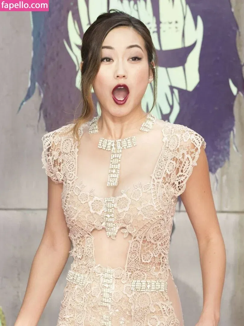 Karen Fukuhara / Kimiko / karenfukuhara Onlyfans Photo Gallery 
