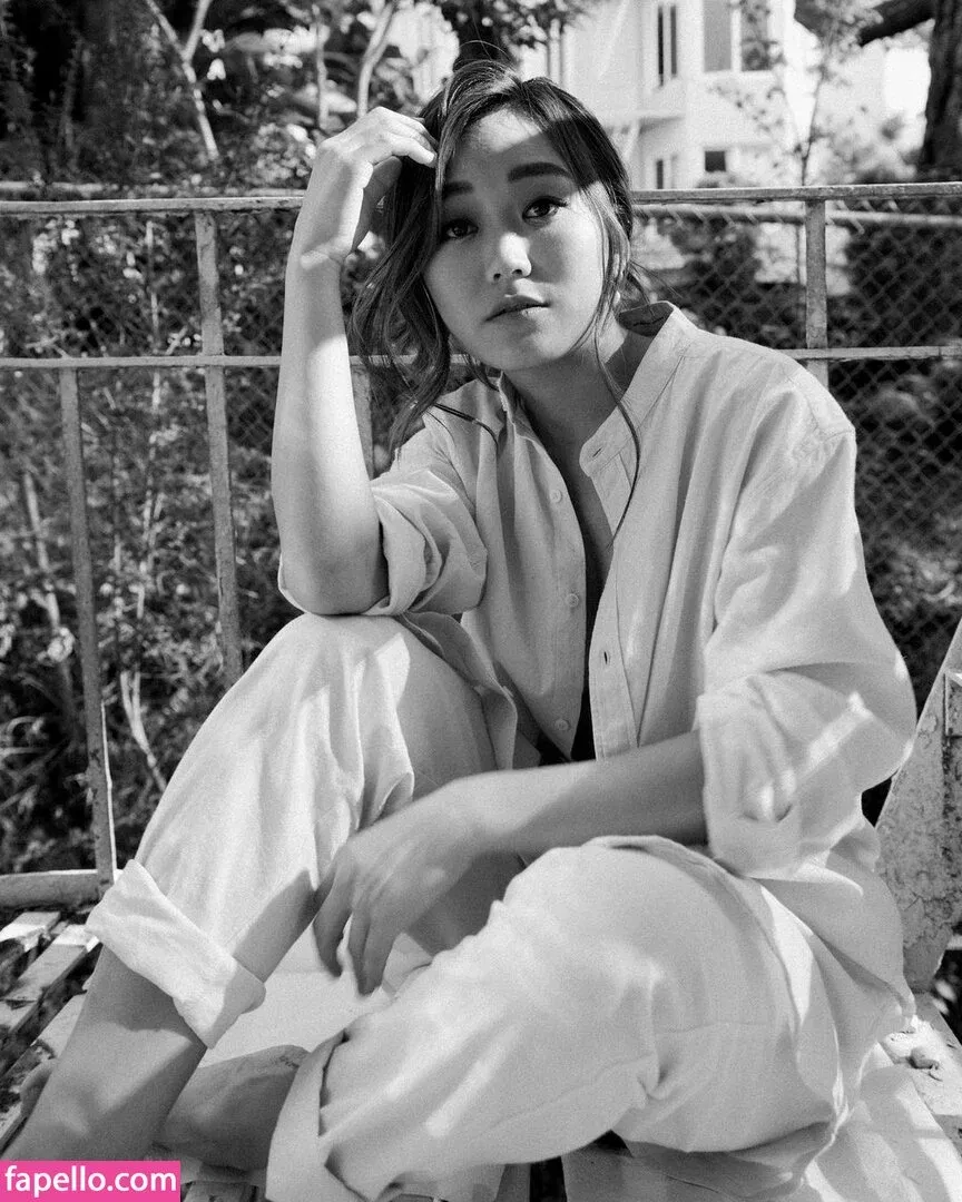 Karen Fukuhara / Kimiko / karenfukuhara Onlyfans Photo Gallery 