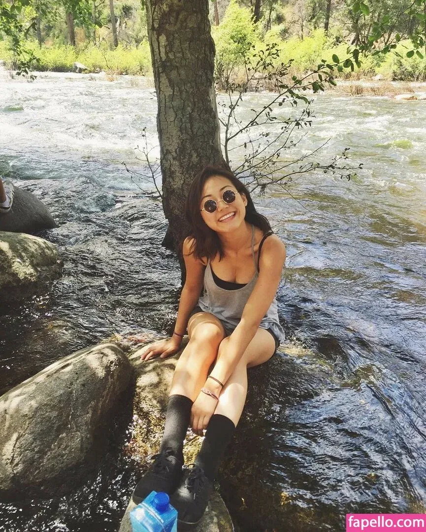 Karen Fukuhara / Kimiko / karenfukuhara Onlyfans Photo Gallery 