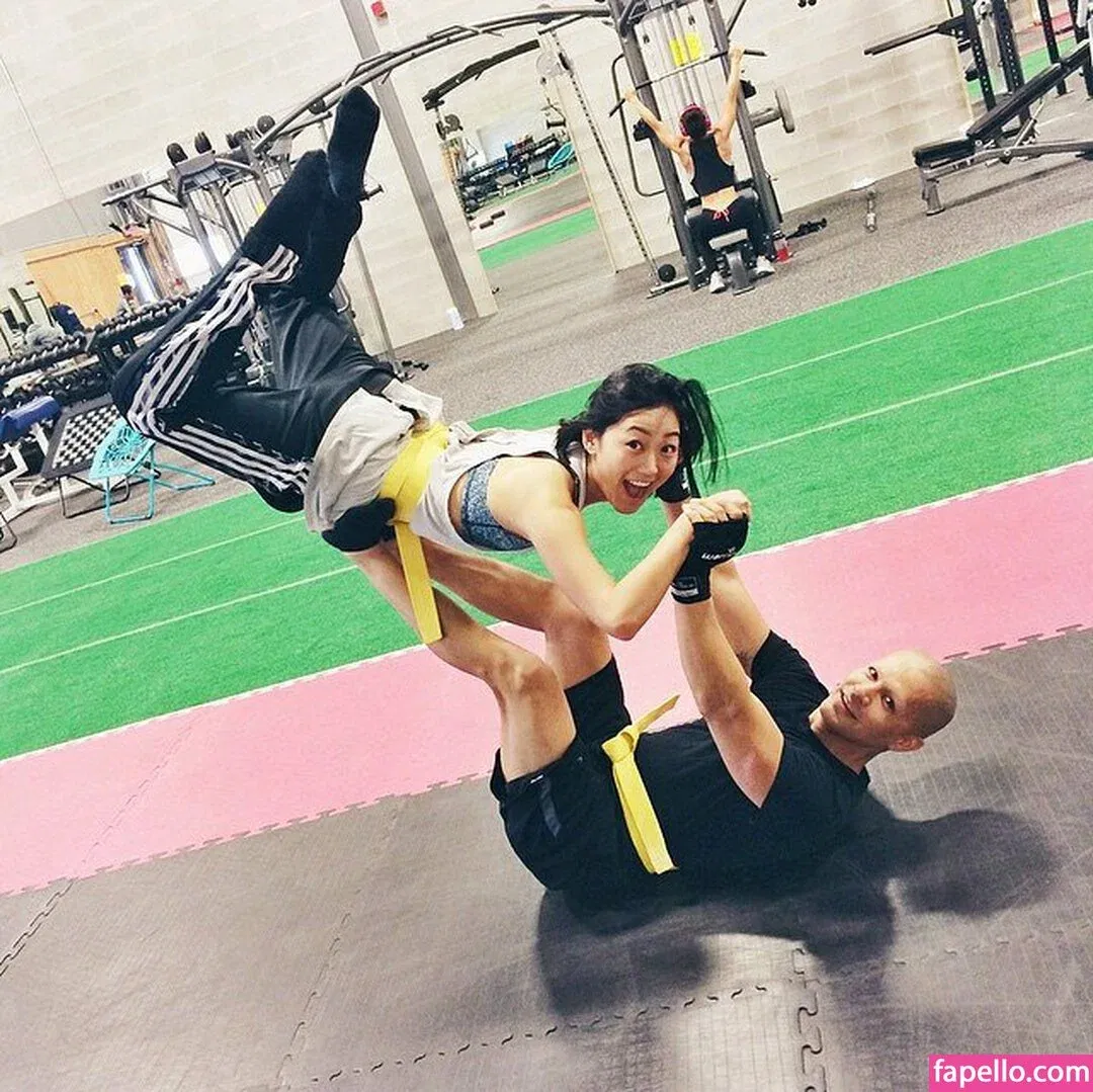 Karen Fukuhara / Kimiko / karenfukuhara Onlyfans Photo Gallery 