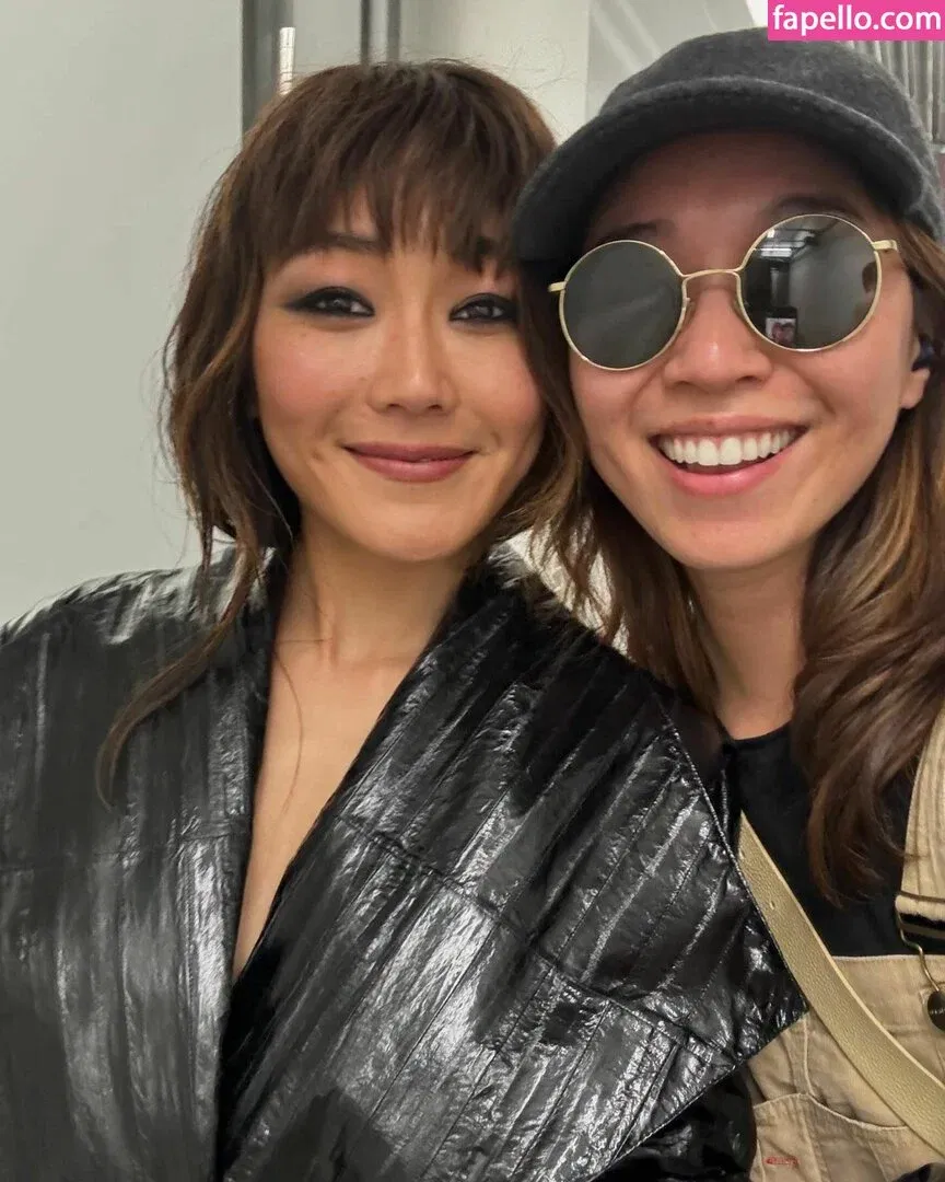 Karen Fukuhara / Kimiko / karenfukuhara Onlyfans Photo Gallery 