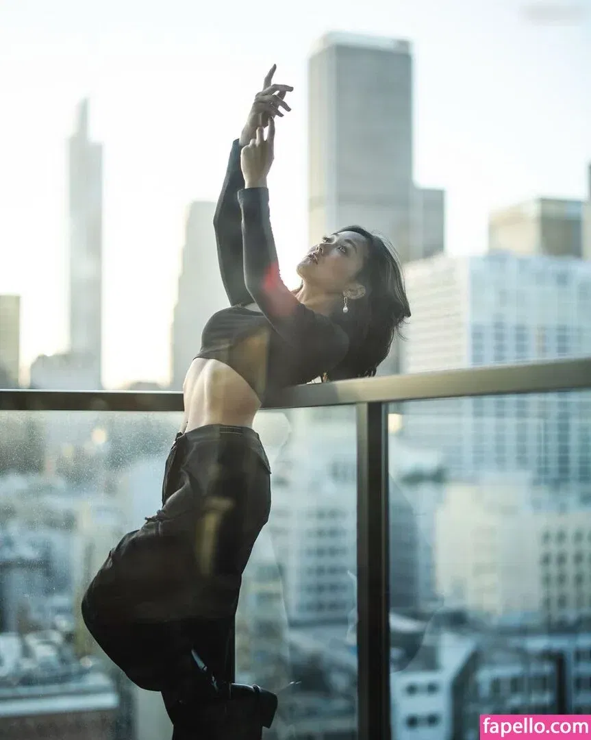 Karen Fukuhara / Kimiko / karenfukuhara Onlyfans Photo Gallery 