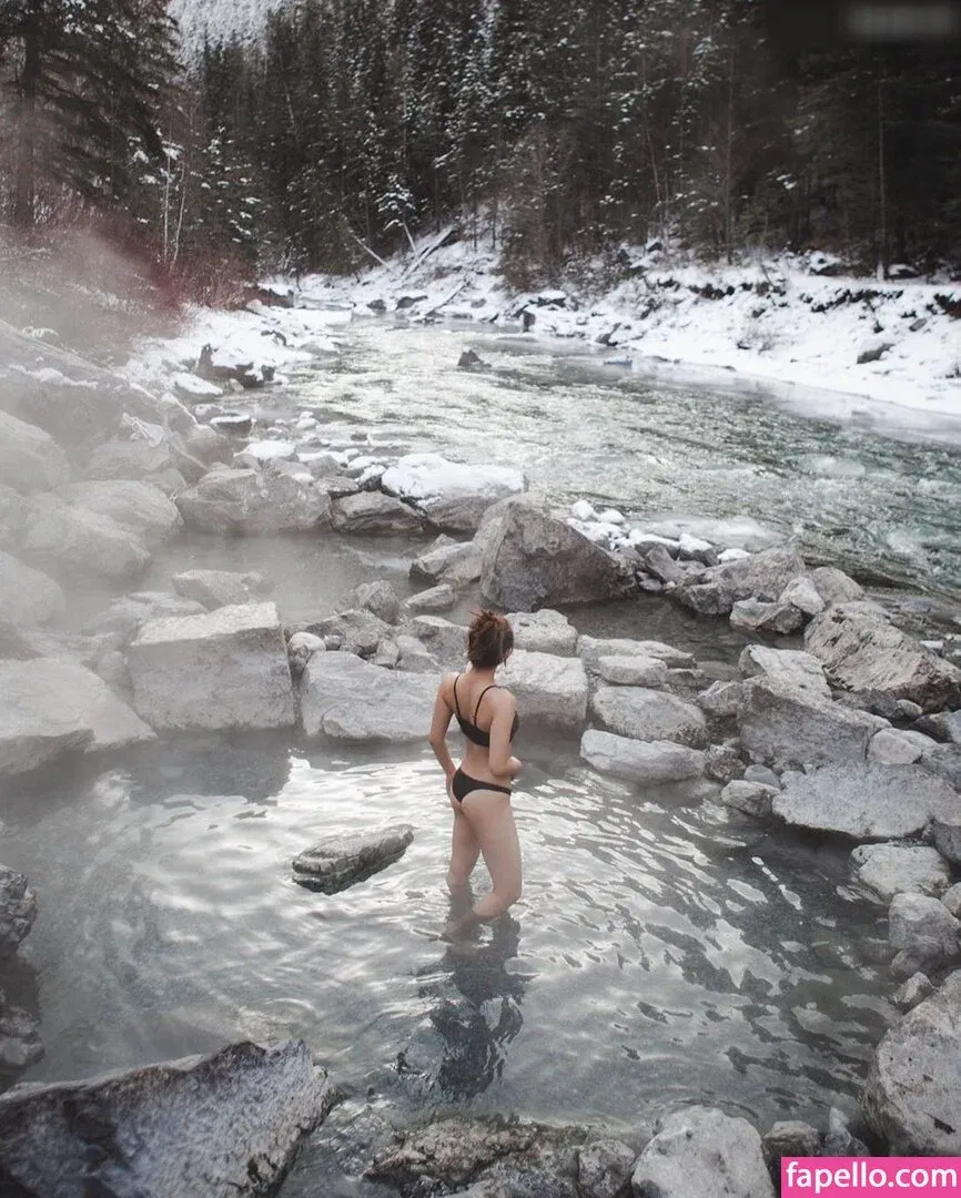 Karen Fukuhara / Kimiko / karenfukuhara Onlyfans Photo Gallery 