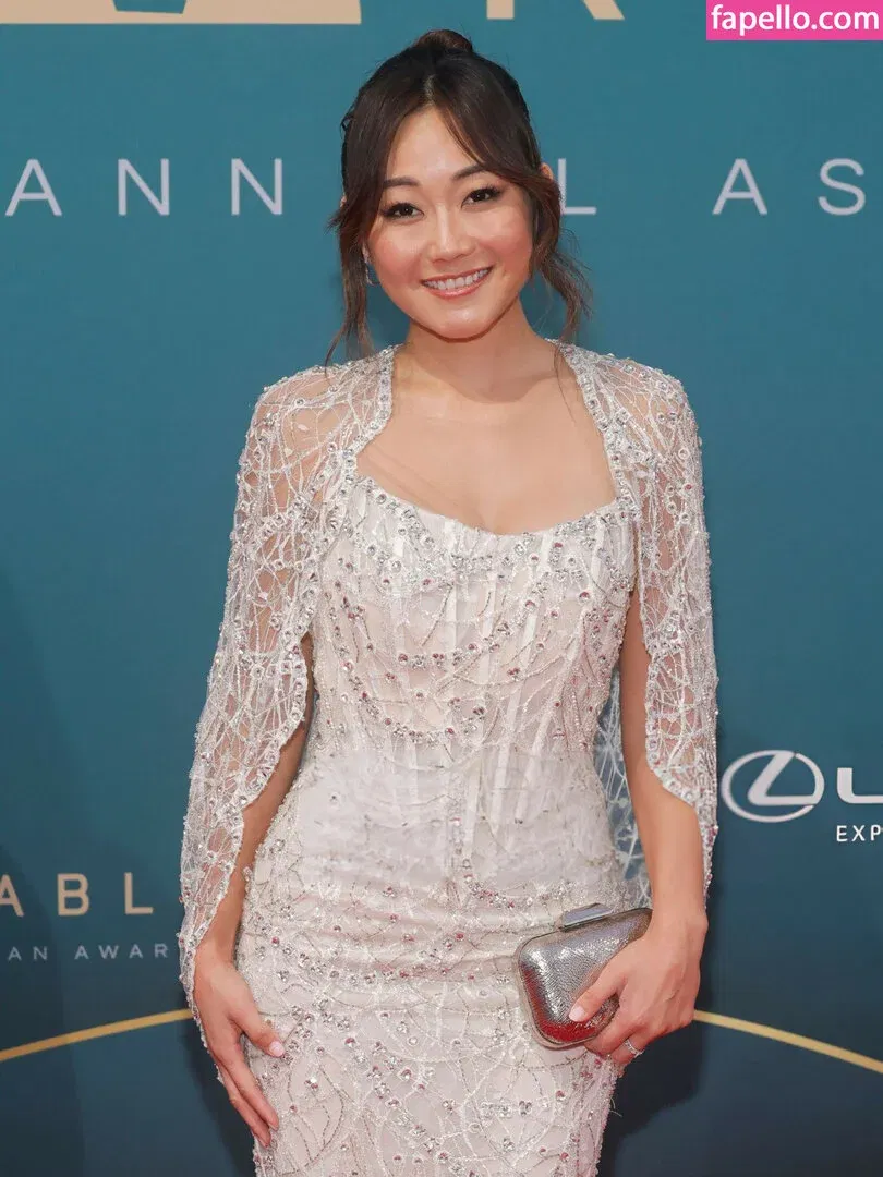 Karen Fukuhara / Kimiko / karenfukuhara Onlyfans Photo Gallery 