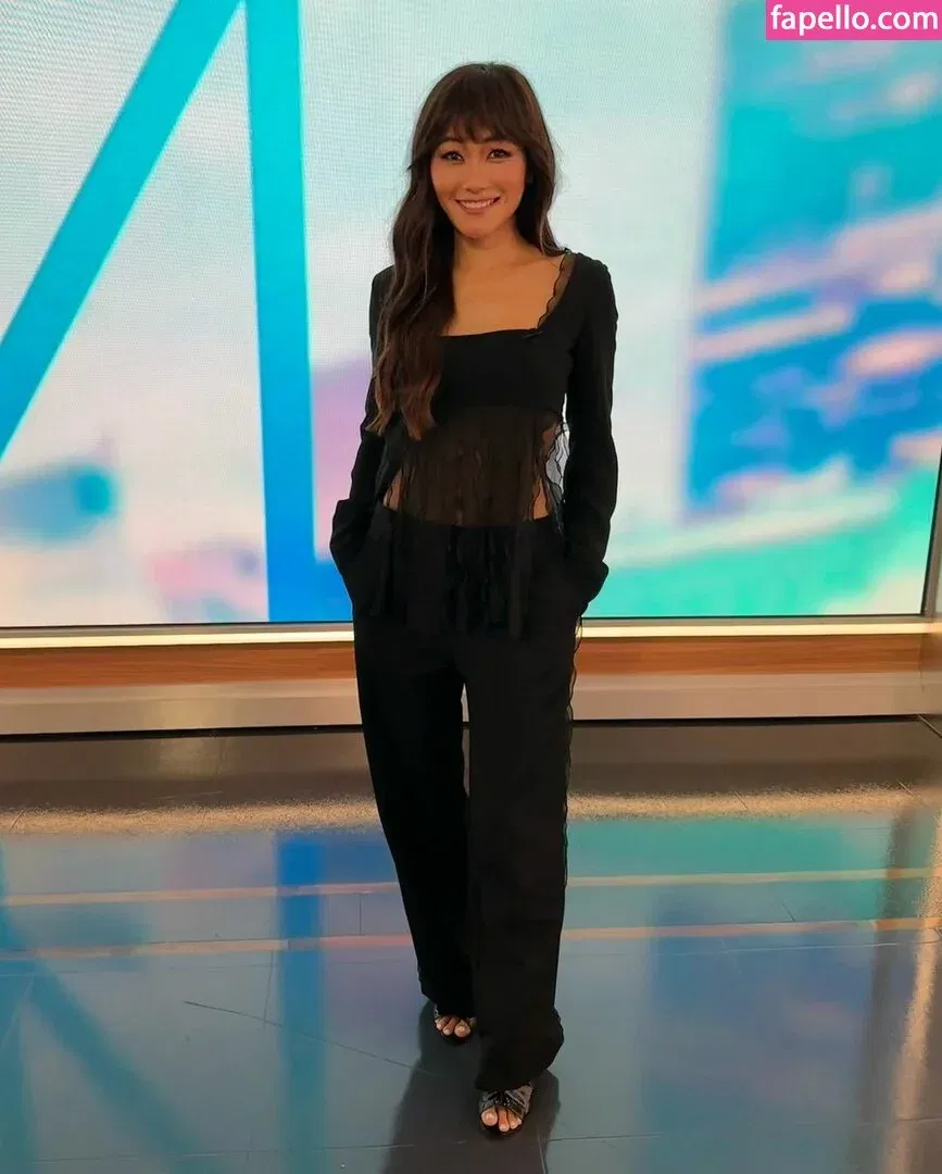 Karen Fukuhara / Kimiko / karenfukuhara Onlyfans Photo Gallery 