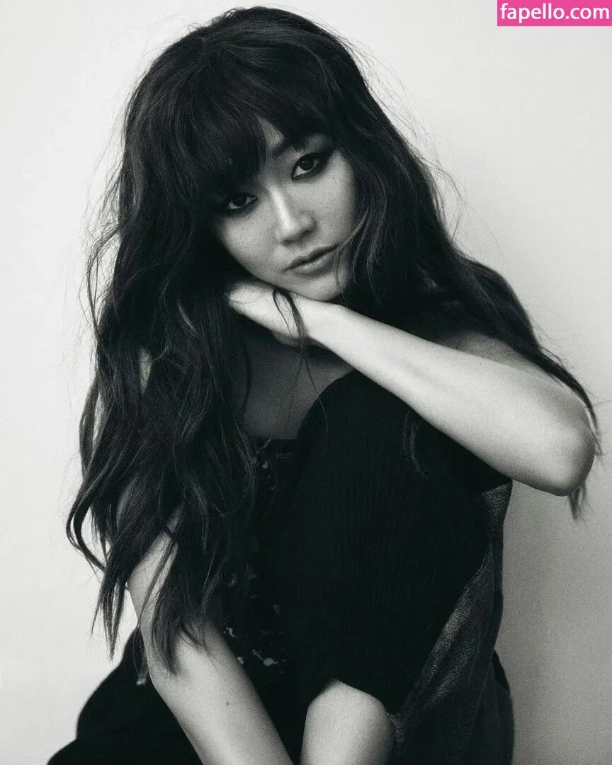 Karen Fukuhara / Kimiko / karenfukuhara Onlyfans Photo Gallery 