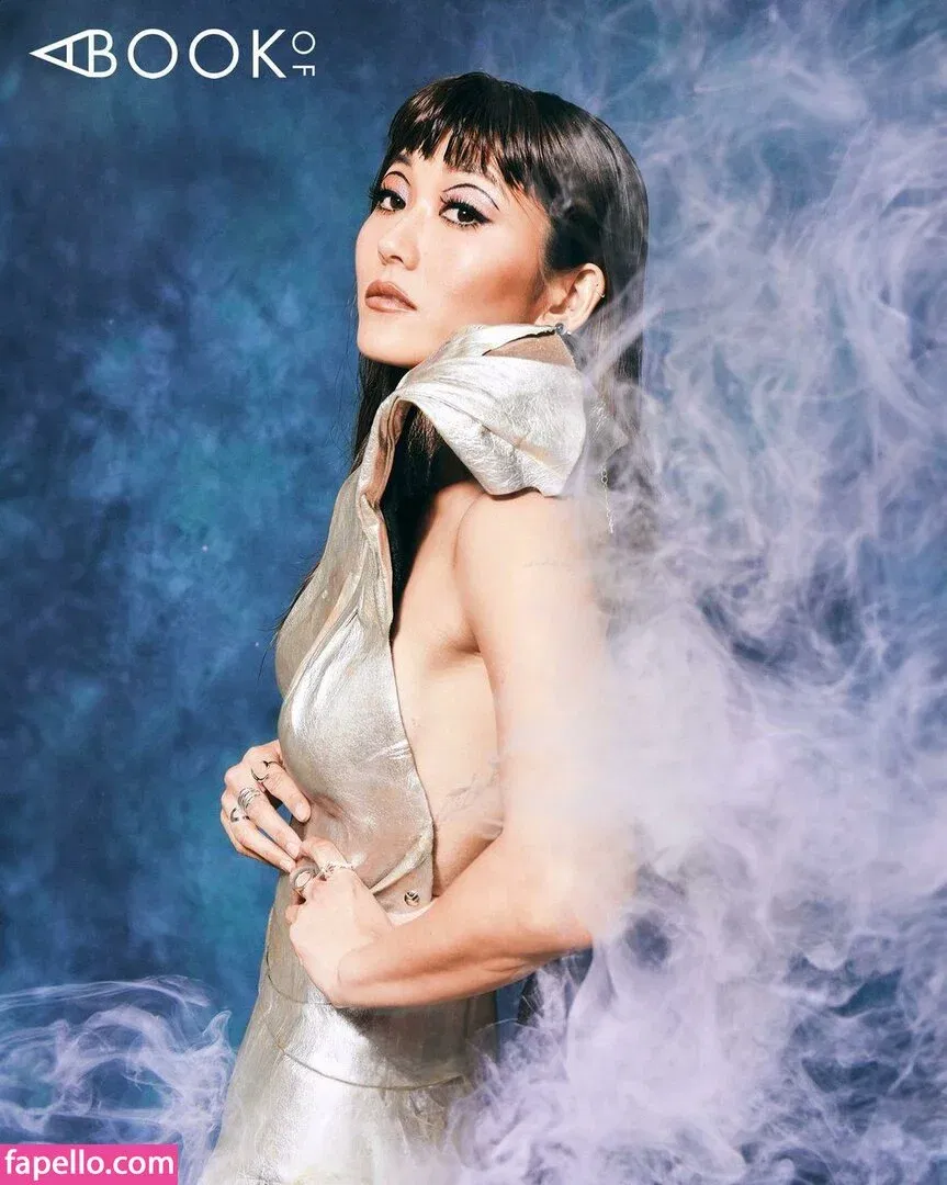 Karen Fukuhara / Kimiko / karenfukuhara Onlyfans Photo Gallery 