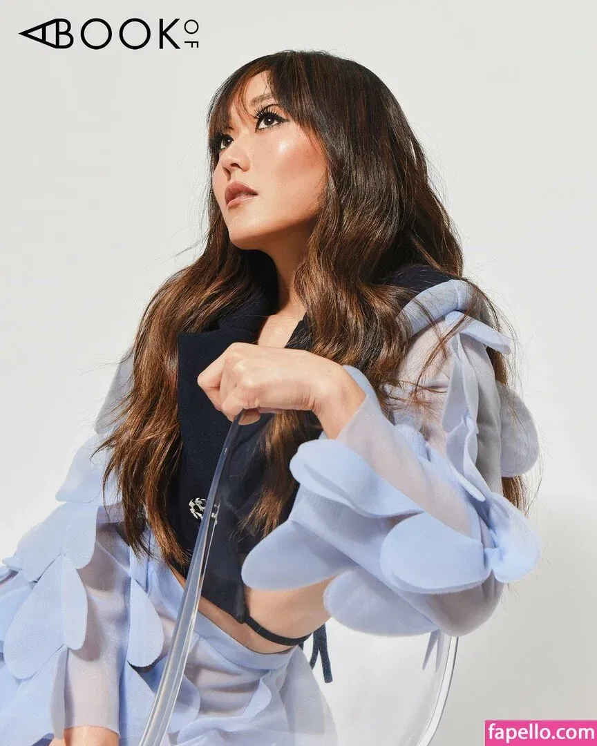 Karen Fukuhara / Kimiko / karenfukuhara Onlyfans Photo Gallery 