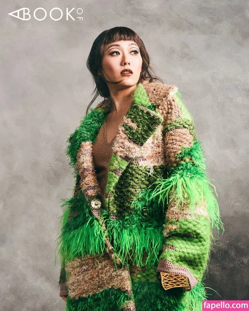 Karen Fukuhara / Kimiko / karenfukuhara Onlyfans Photo Gallery 