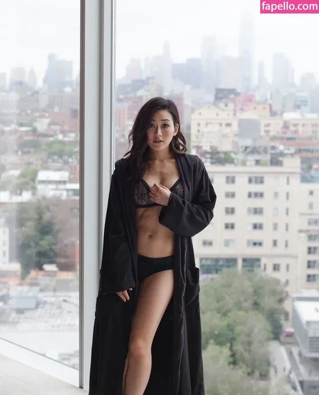 Karen Fukuhara / Kimiko / karenfukuhara Onlyfans Photo Gallery 