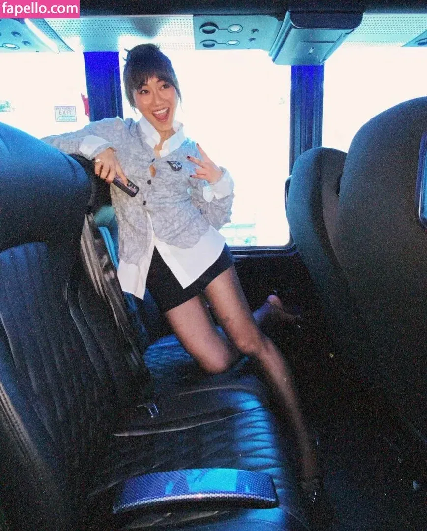 Karen Fukuhara / Kimiko / karenfukuhara Onlyfans Photo Gallery 