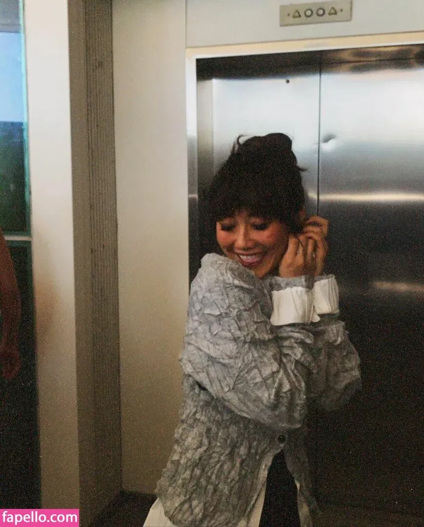 Karen Fukuhara / Kimiko / karenfukuhara Onlyfans Photo Gallery 