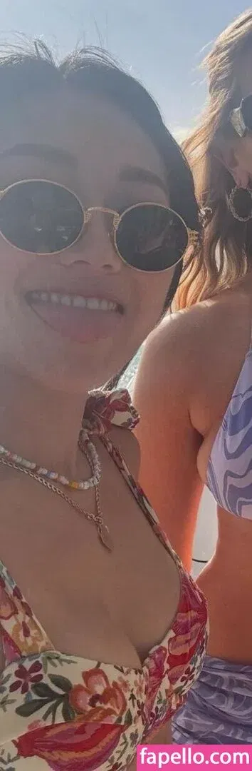 Karen Fukuhara / Kimiko / karenfukuhara Onlyfans Photo Gallery 