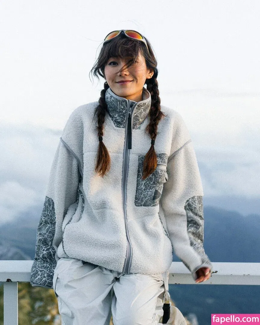 Karen Fukuhara / Kimiko / karenfukuhara Onlyfans Photo Gallery 