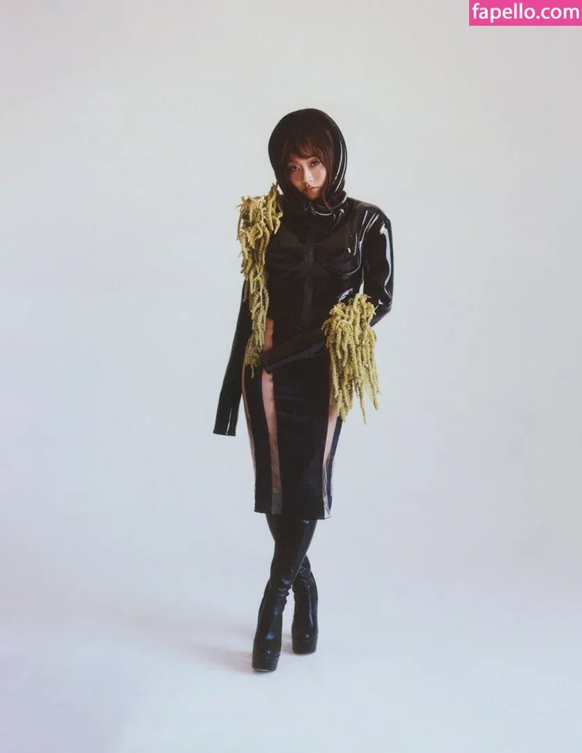 Karen Fukuhara / Kimiko / karenfukuhara Onlyfans Photo Gallery 