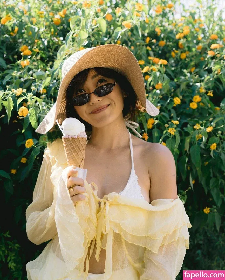 Karen Fukuhara / Kimiko / karenfukuhara Onlyfans Photo Gallery 