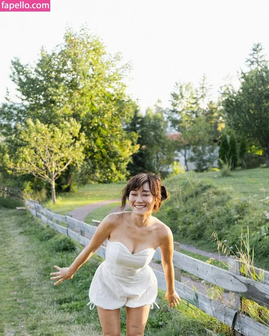 Karen Fukuhara / Kimiko / karenfukuhara Onlyfans Photo Gallery 