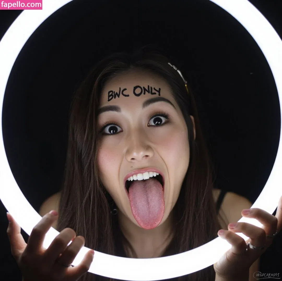 Karen Fukuhara / Kimiko / karenfukuhara Onlyfans Photo Gallery 