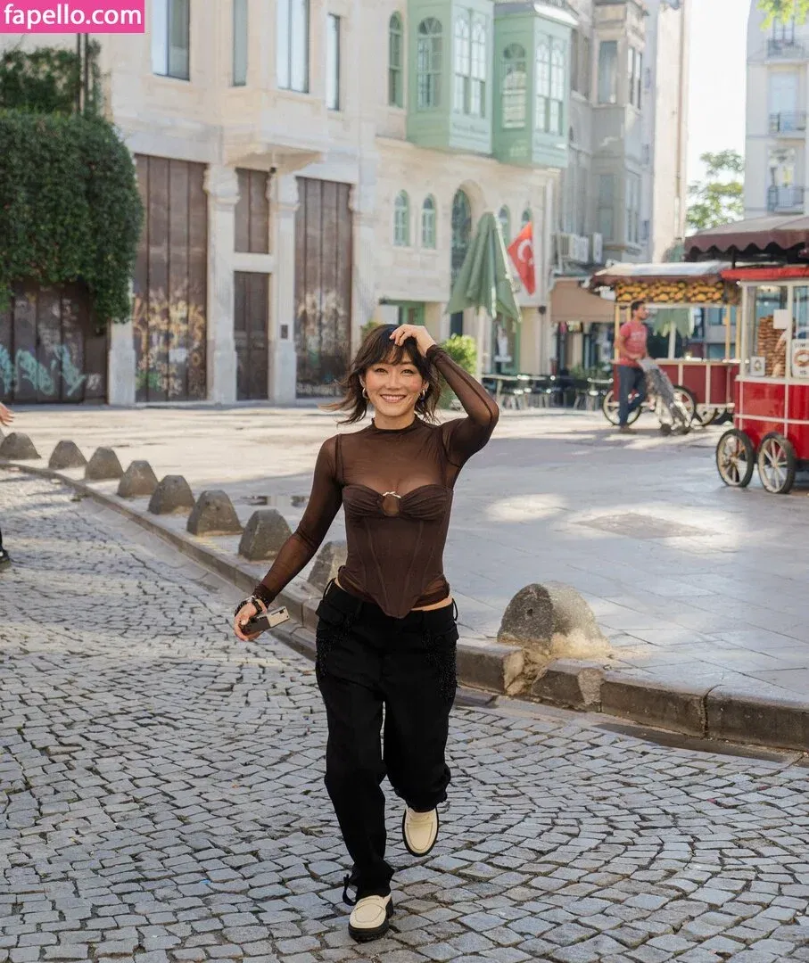 Karen Fukuhara / Kimiko / karenfukuhara Onlyfans Photo Gallery 