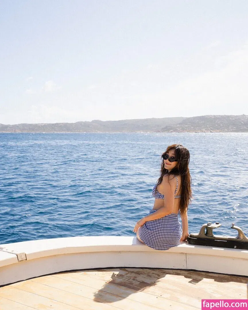 Karen Fukuhara / Kimiko / karenfukuhara Onlyfans Photo Gallery 