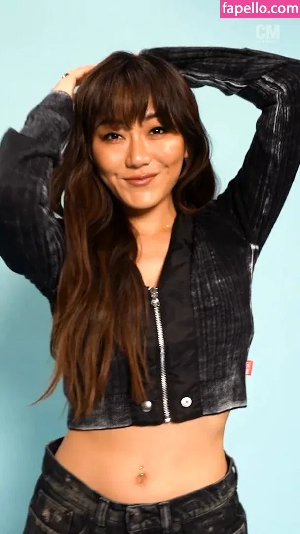 Karen Fukuhara / Kimiko / karenfukuhara Onlyfans Photo Gallery 