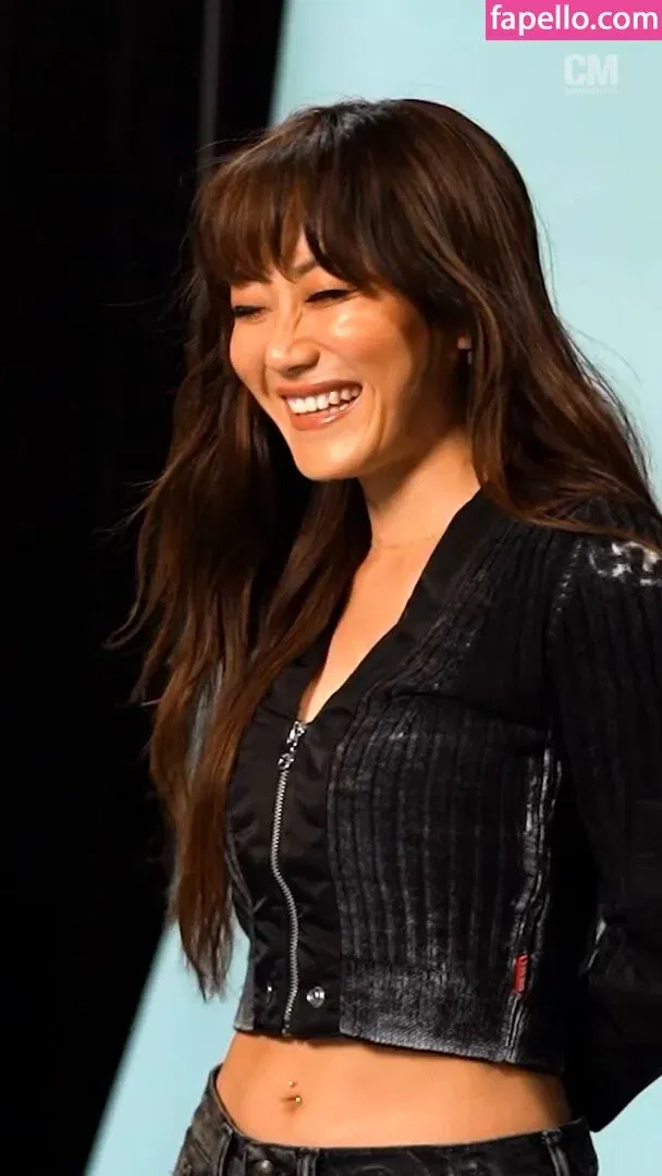 Karen Fukuhara / Kimiko / karenfukuhara Onlyfans Photo Gallery 