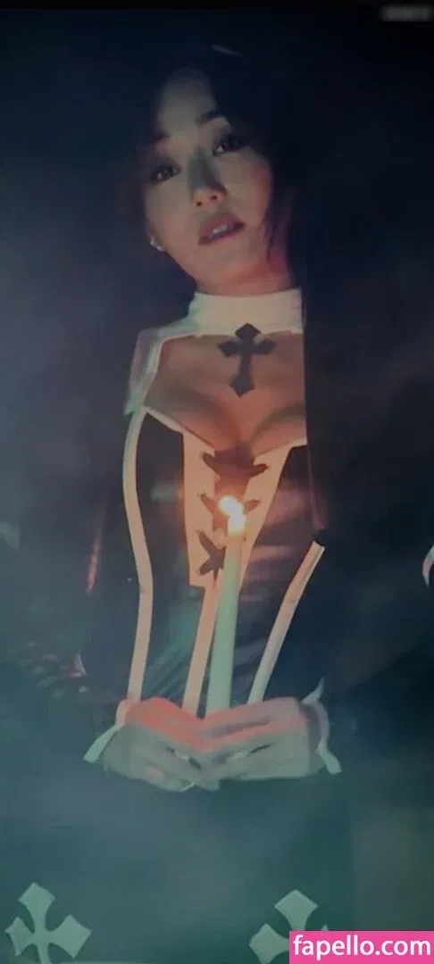 Karen Fukuhara / Kimiko / karenfukuhara Onlyfans Photo Gallery 