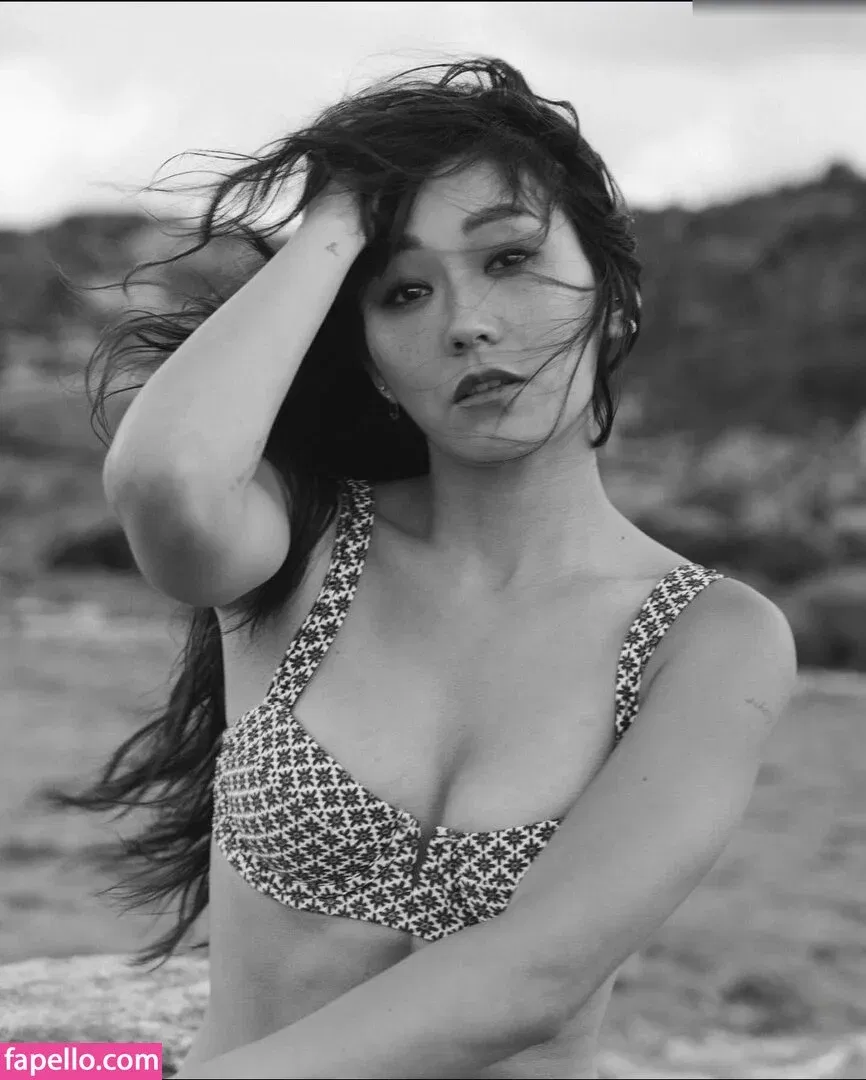 Karen Fukuhara / Kimiko / karenfukuhara Onlyfans Photo Gallery 